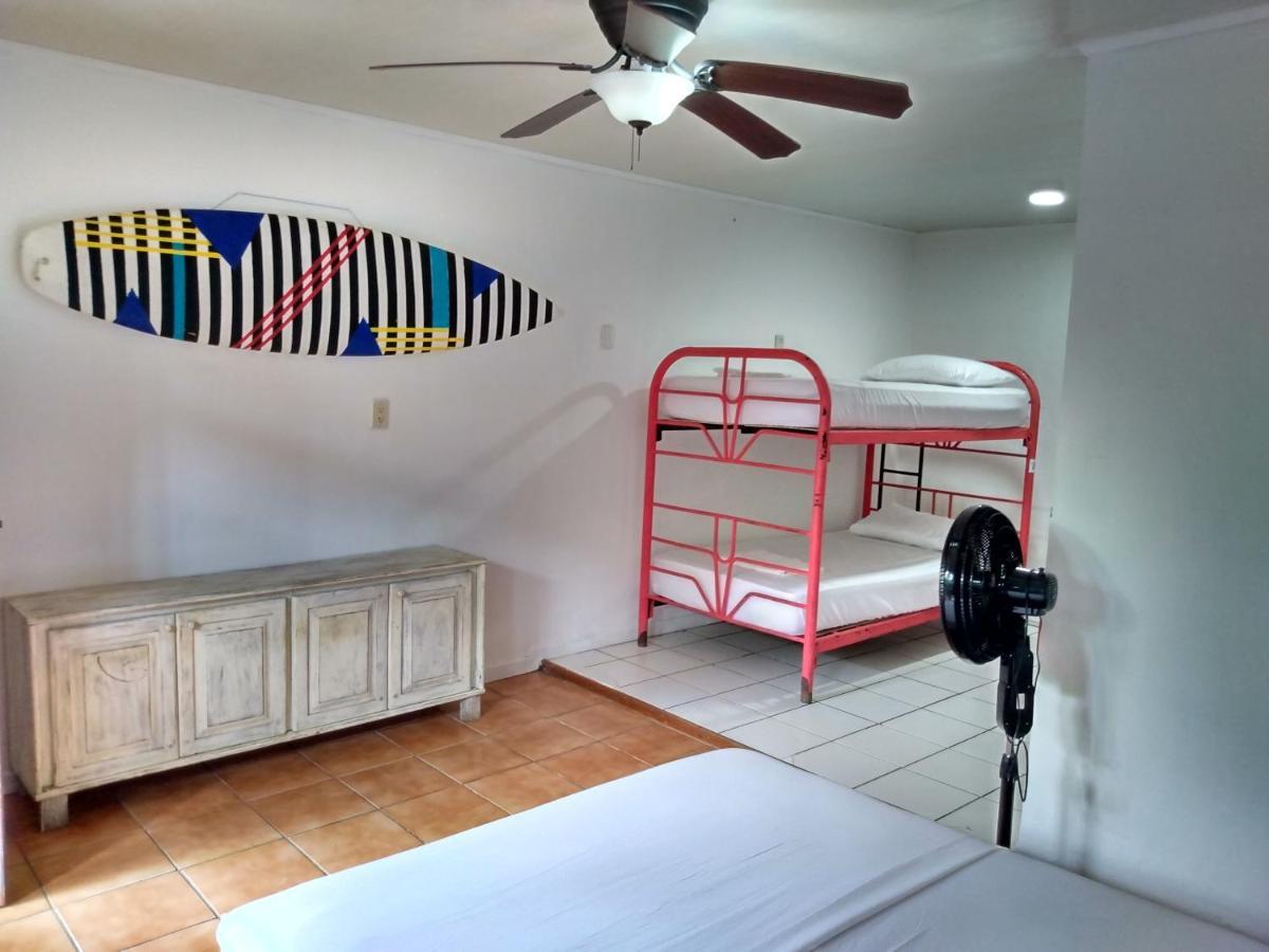 Buena Nota Hostel Jacó Zewnętrze zdjęcie